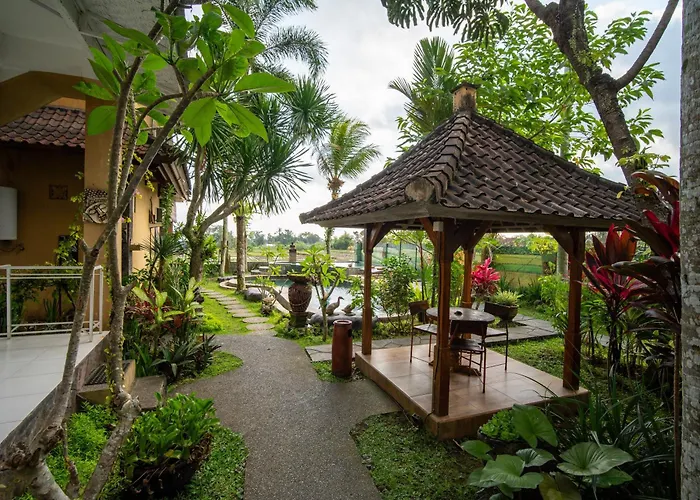 Kubu Sari 3*