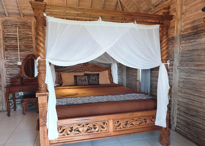 Kubu Sari Konukevi 3*